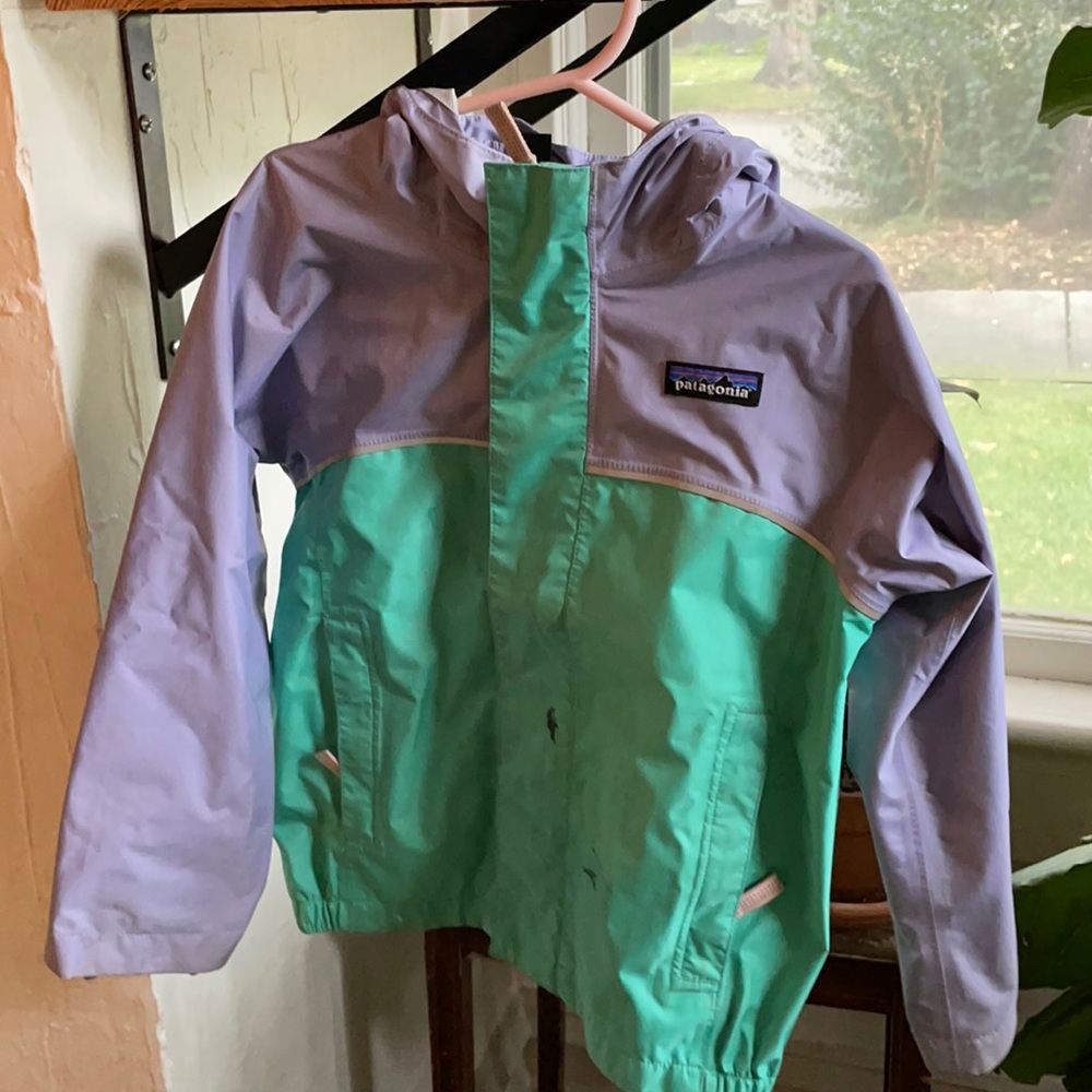 Patagonia kids raincoat
